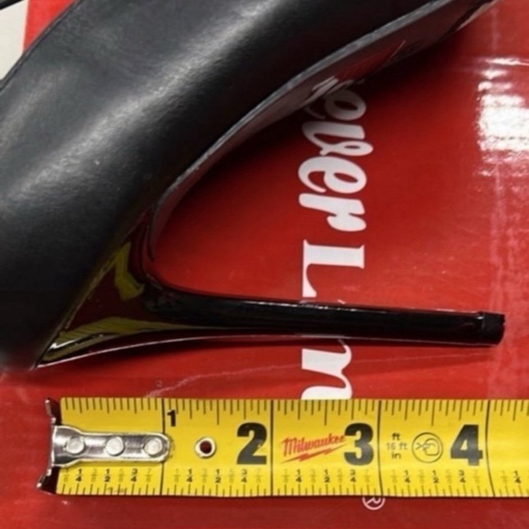 Black Women's Shoes - Picture 5 of 7